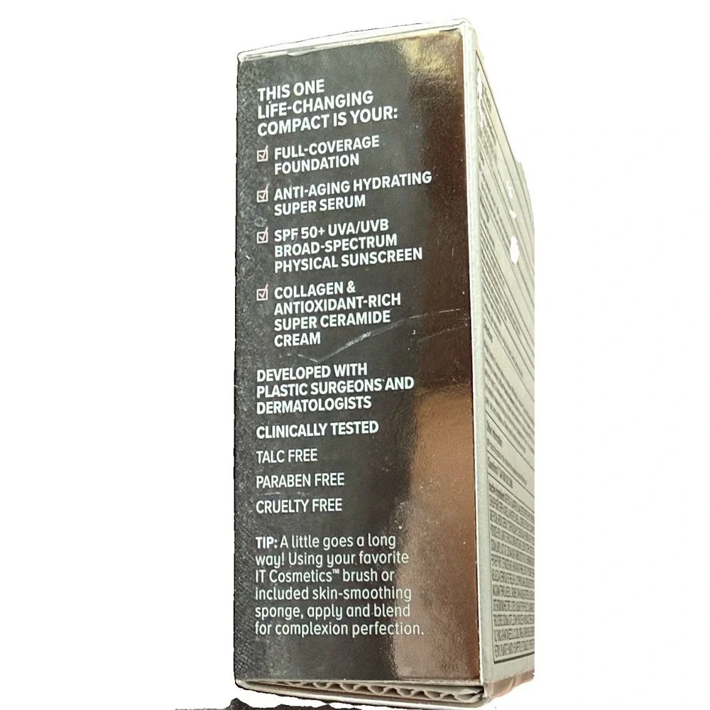 IT Cosmetics Confidence in a Compact SPF 50 Solid Serum Foundation LIGHT NIB